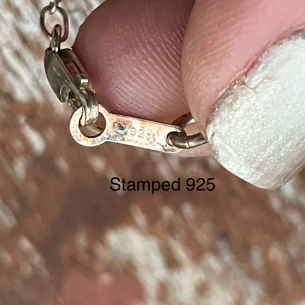 Delicate Filigree Stamped 925 Sterling Peridot Cross Necklace. EUC. - Picture 7 of 9